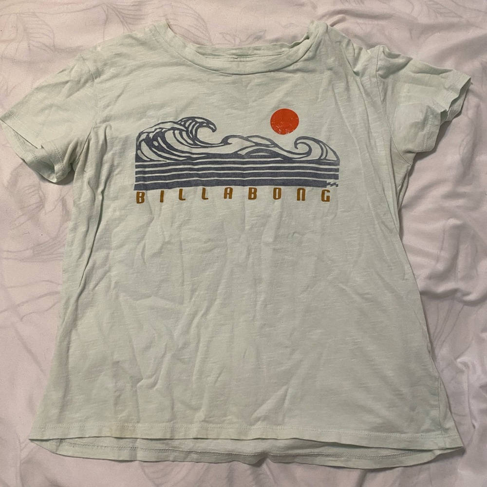 Billabong t shirt